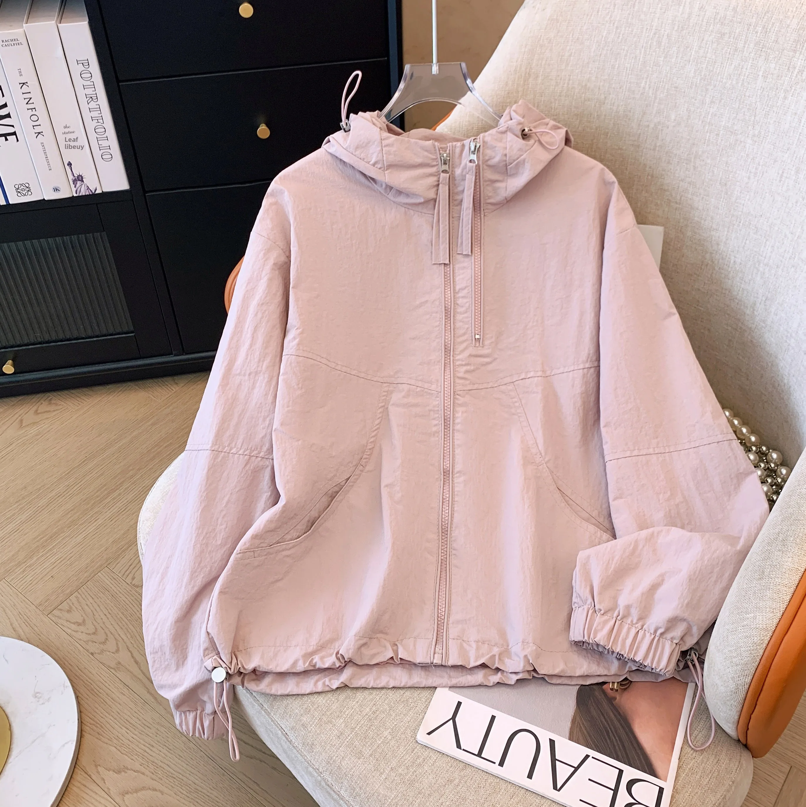 Spring Autumn Loose Women's Jacket Casual Workwear Hooded Outerwear Comfortable Fit Neutral Style Ladies Coat
Spring Autumn Loose Women's Jacket Casual Workwear Hooded Outerwear Comfortable Fit Neutral Style Ladies Coat