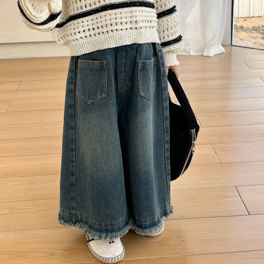 2025 Spring and Autumn Foreign Style New Girls Wear Baby Straight Trousers Medium and Children's Rough Edge Wide Leg Trousers
2025 Spring and Autumn Foreign Style New Girls Wear Baby Straight Trousers Medium and Children's Rough Edge Wide Leg Trousers