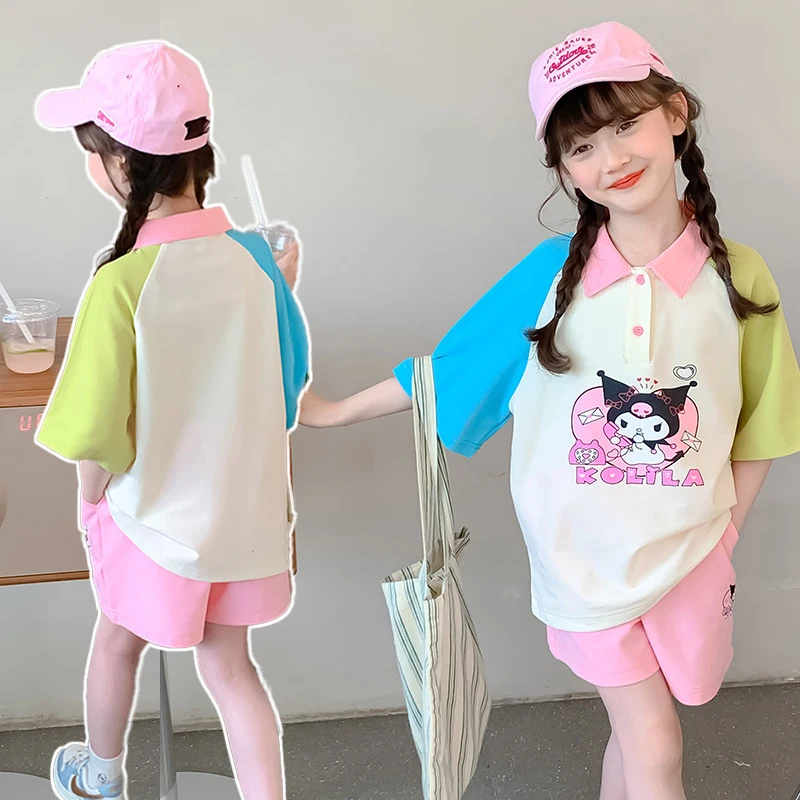 Kawaii Мультфильм Kuromi короткий шорты рукав комплект из двух частей Sanrios новый аниме хлопковая фигурка Детская летняя одежда Одежда для девочек
Kawaii Мультфильм Kuromi короткий шорты рукав комплект из двух частей Sanrios новый аниме хлопковая фигурка Детская летняя одежда Одежда для девочек