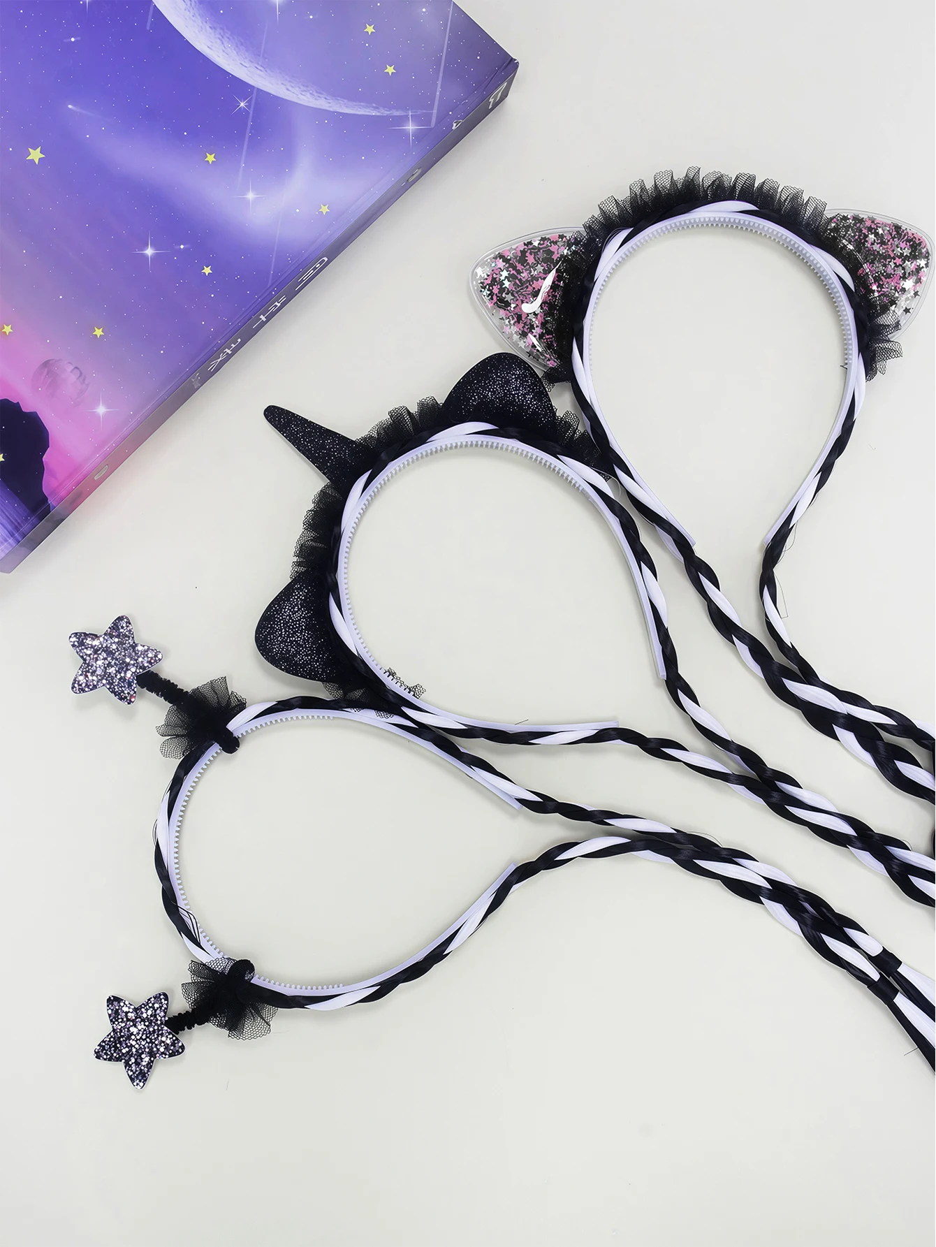 1 Piece Girls' Black Creative Cute Funny Halloween Headband with Wig Braids/Hair Strands - Perfect for Festivals & Parties
1 Piece Girls' Black Creative Cute Funny Halloween Headband with Wig Braids/Hair Strands - Perfect for Festivals & Parties