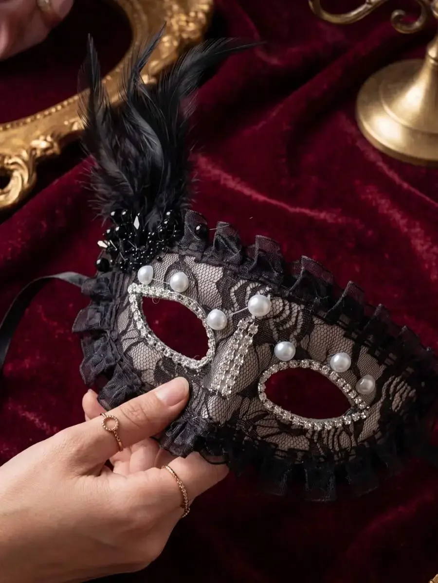 Elegant Lace Masquerade Mask With Feather Pearl Rhinestone Half Face Vintage Venetian Style For Women
Elegant Lace Masquerade Mask With Feather Pearl Rhinestone Half Face Vintage Venetian Style For Women