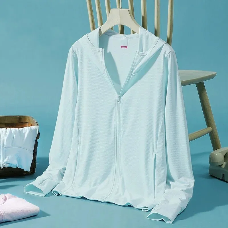 2025 UPF 50+ Women Sunscreen Hoodie Solid Color Thin Ice Silk Summer UV Protection Long-sleeved Jacket Breathable Shirt Clothing
2025 UPF 50+ Women Sunscreen Hoodie Solid Color Thin Ice Silk Summer UV Protection Long-sleeved Jacket Breathable Shirt Clothing