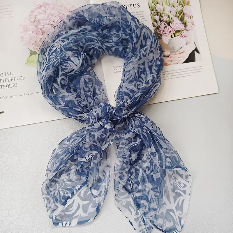 50% Silk Woman Bandana 2026 Ethnic Elegant Blue Print Neck Scarves Woman Accessories Middle Aged Women Neck Warmer
50% Silk Woman Bandana 2026 Ethnic Elegant Blue Print Neck Scarves Woman Accessories Middle Aged Women Neck Warmer