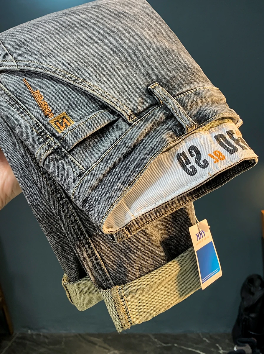 Высококачественные повседневные мужские джинсы, эластичные облегающие брюки со средней талией и принтом, корейские сле, осень-зима, Новое поступление, молодежная мода
Высококачественные повседневные мужские джинсы, эластичные облегающие брюки со средней талией и принтом, корейские сле, осень-зима, Новое поступление, молодежная мода