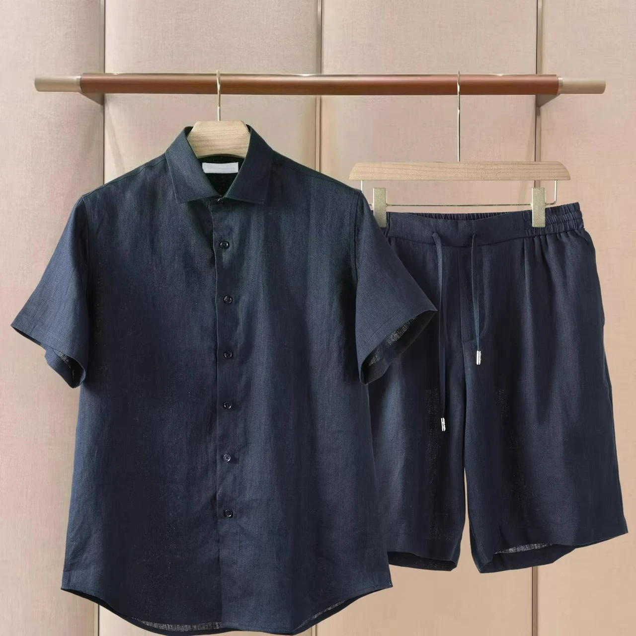 Italian LP 2026 spring and summer new old money embroidered label linen short-sleeved shirt shorts men's casual suit
Italian LP 2026 spring and summer new old money embroidered label linen short-sleeved shirt shorts men's casual suit