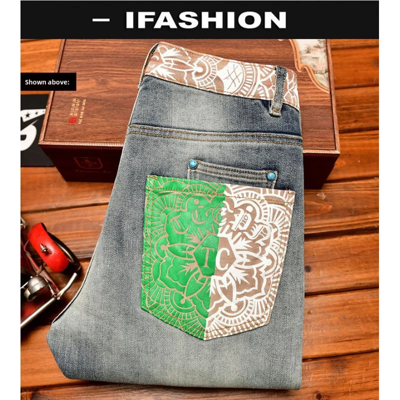 Винтажные мужские джинсы в стиле ретро, легкие роскошные модные рваные облегающие брюки с принтом, модные эластичные брюки в американском стиле
Винтажные мужские джинсы в стиле ретро, легкие роскошные модные рваные облегающие брюки с принтом, модные эластичные брюки в американском стиле