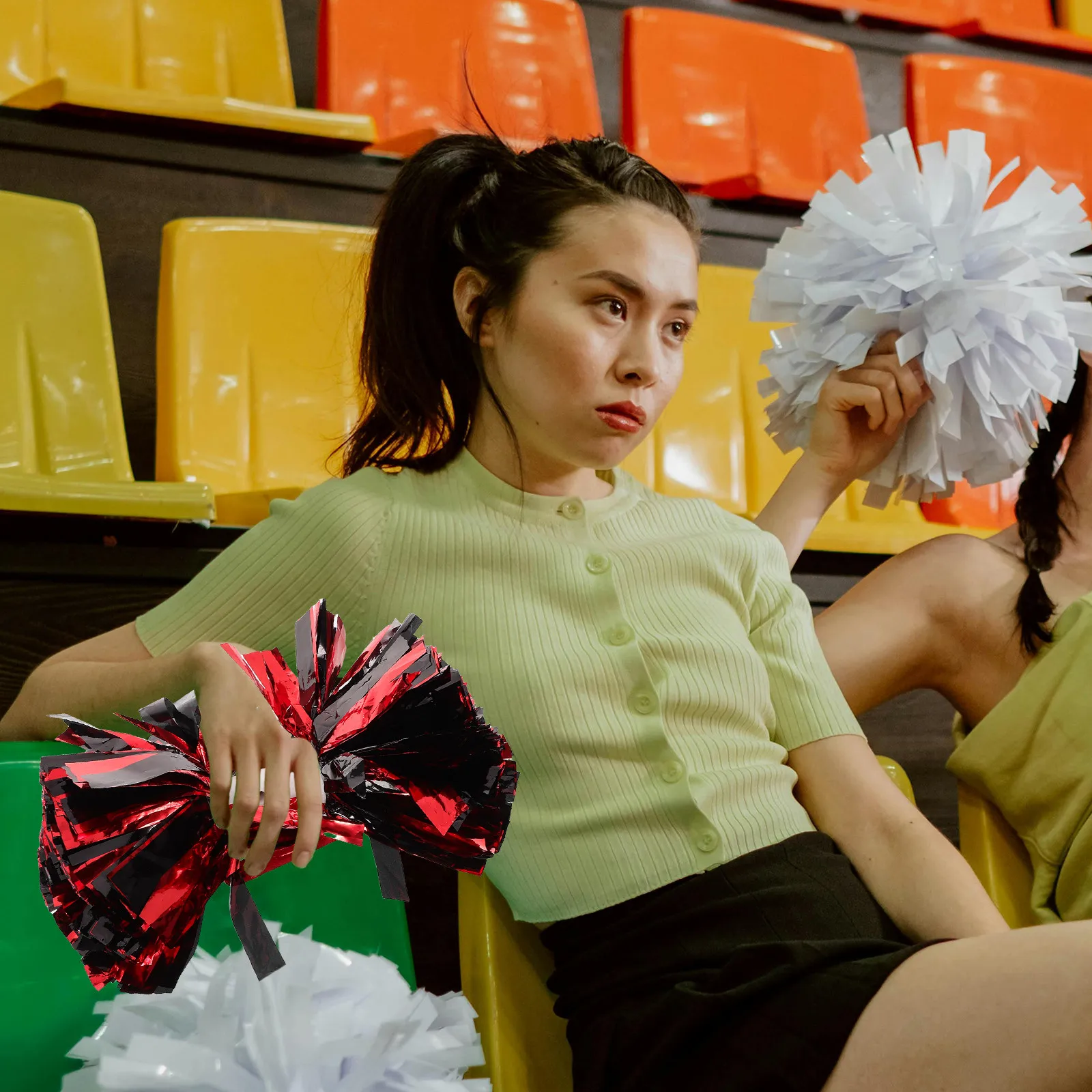 2Pcs Red Pom Poms Cheerleader Plastic Handle Lightweight Team Accessories Cheerleader Pom Poms Red
2Pcs Red Pom Poms Cheerleader Plastic Handle Lightweight Team Accessories Cheerleader Pom Poms Red