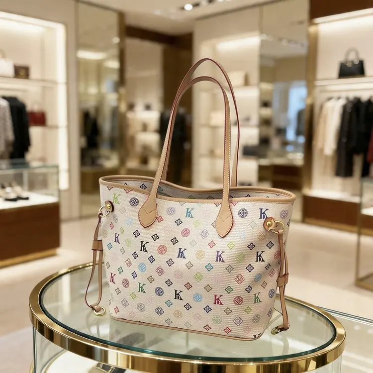 Trendsetting Diaper Bag For Women Leather Crossbody Bag Luxury Vintage Tote Minimalist Designer Large Capacity Elegant
Trendsetting Diaper Bag For Women Leather Crossbody Bag Luxury Vintage Tote Minimalist Designer Large Capacity Elegant