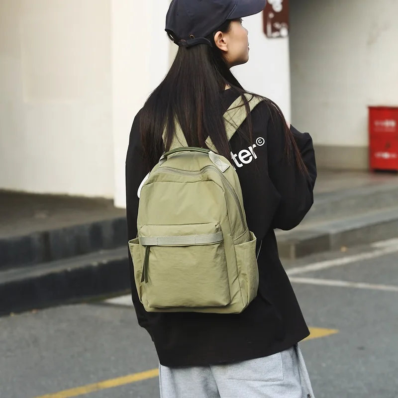 2025 New casual fashion backpack for women outdoor hiking bag women's daily commuter backpack college student schoolbag
2025 New casual fashion backpack for women outdoor hiking bag women's daily commuter backpack college student schoolbag
