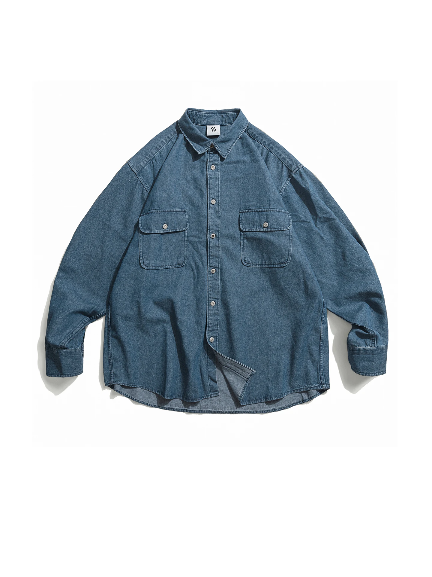 Retro Waed Double ket Collared Denim irt Men's Loose Spring Casual Workwear Jaet Polyester Cotton Long Sve Button up
Retro Waed Double ket Collared Denim irt Men's Loose Spring Casual Workwear Jaet Polyester Cotton Long Sve Button up