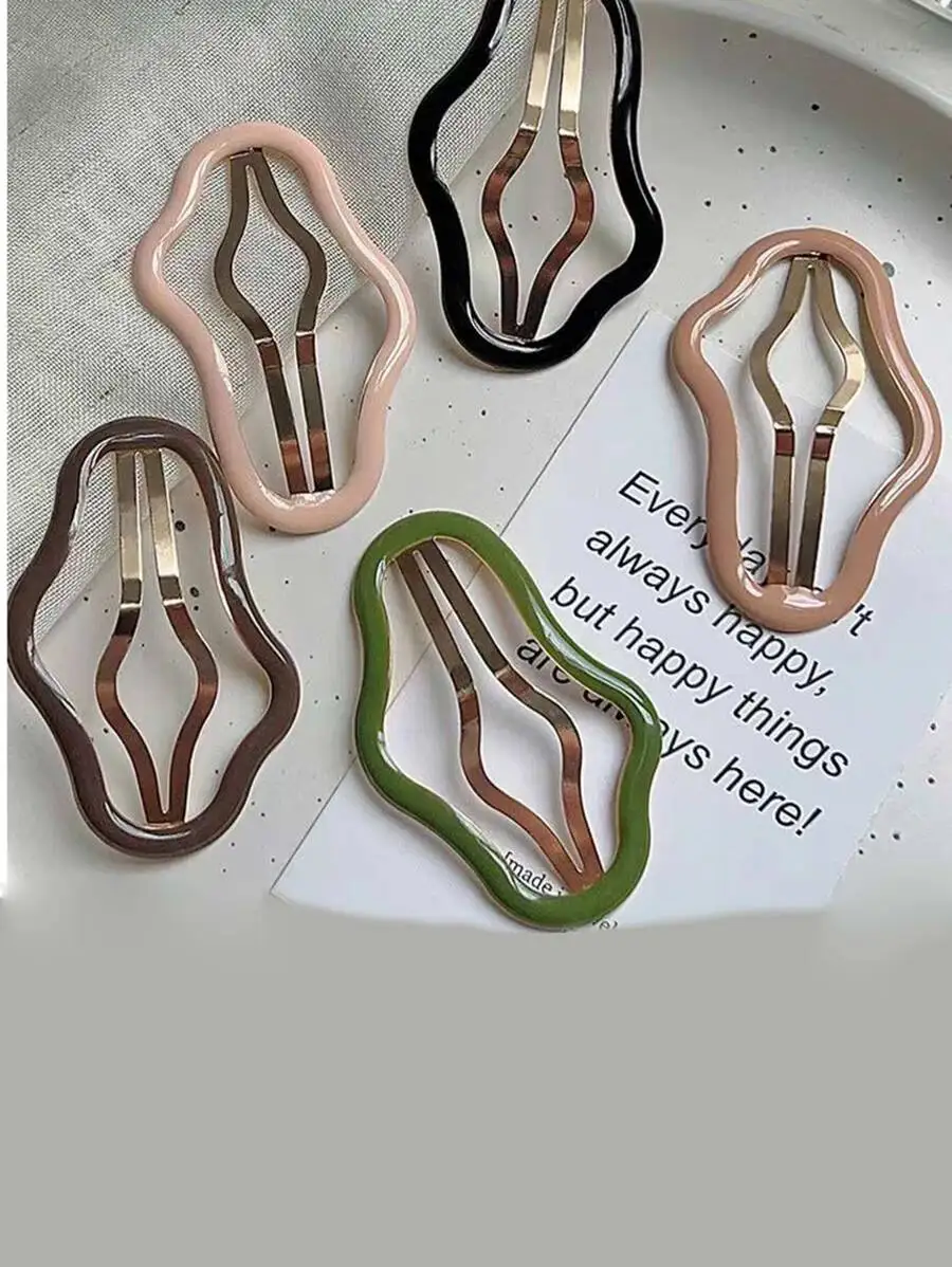 5pcs Set Womens Fashionable Wavy Edge Hair Barrettes For Side Bangs Fringe Daily Festive Use
5pcs Set Womens Fashionable Wavy Edge Hair Barrettes For Side Bangs Fringe Daily Festive Use