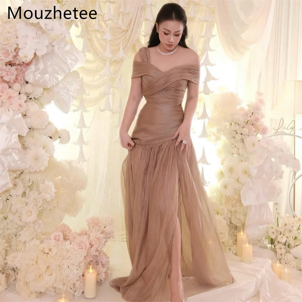 Mouzhetee Elegant A-Line Shiny Off The Shoulder Dresses Formal Party Gowns for Women Simple Pleat Prom Gown Customize 2025
Mouzhetee Elegant A-Line Shiny Off The Shoulder Dresses Formal Party Gowns for Women Simple Pleat Prom Gown Customize 2025