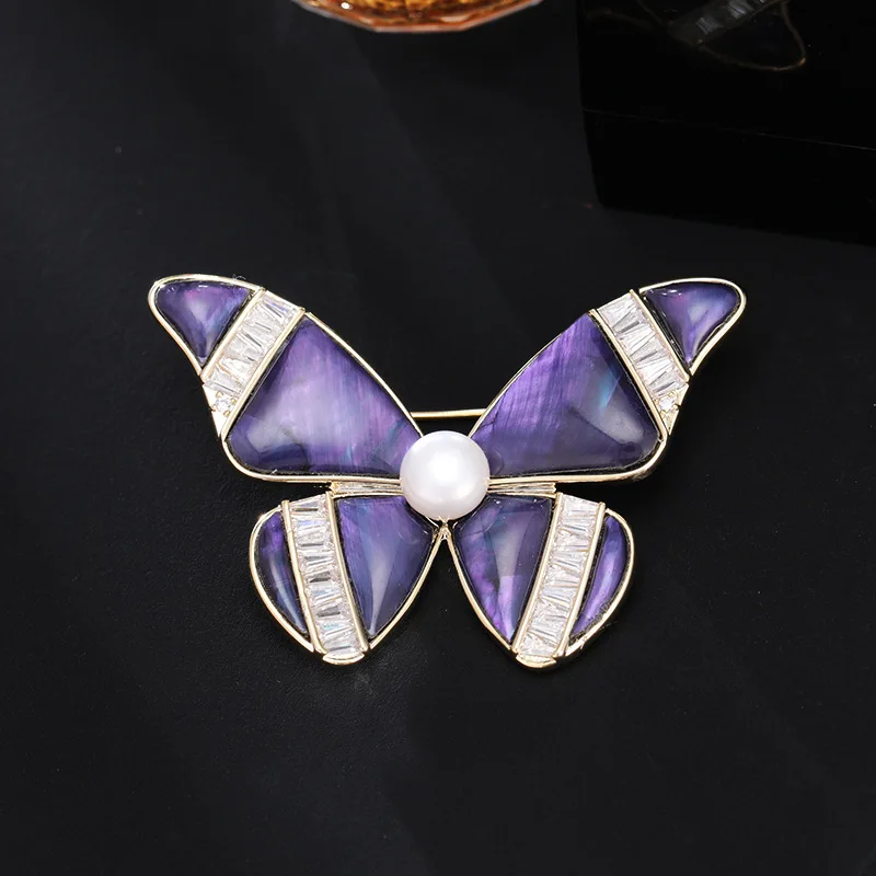 High-end light luxury butterfly natural mother shell freshwater pearl brooch female high-end temperament elegant coat insect pin
High-end light luxury butterfly natural mother shell freshwater pearl brooch female high-end temperament elegant coat insect pin
