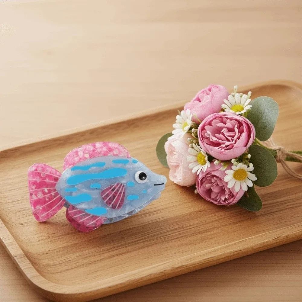 Креативный коготь для волос Sweet Fish контрастного цвета, морская звезда, раковина, зажим в виде акулы, головные уборы, водостойкий держатель для волос с уксусной кислотой, коготь для хвоста
Креативный коготь для волос Sweet Fish контрастного цвета, морская звезда, раковина, зажим в виде акулы, головные уборы, водостойкий держатель для волос с уксусной кислотой, коготь для хвоста