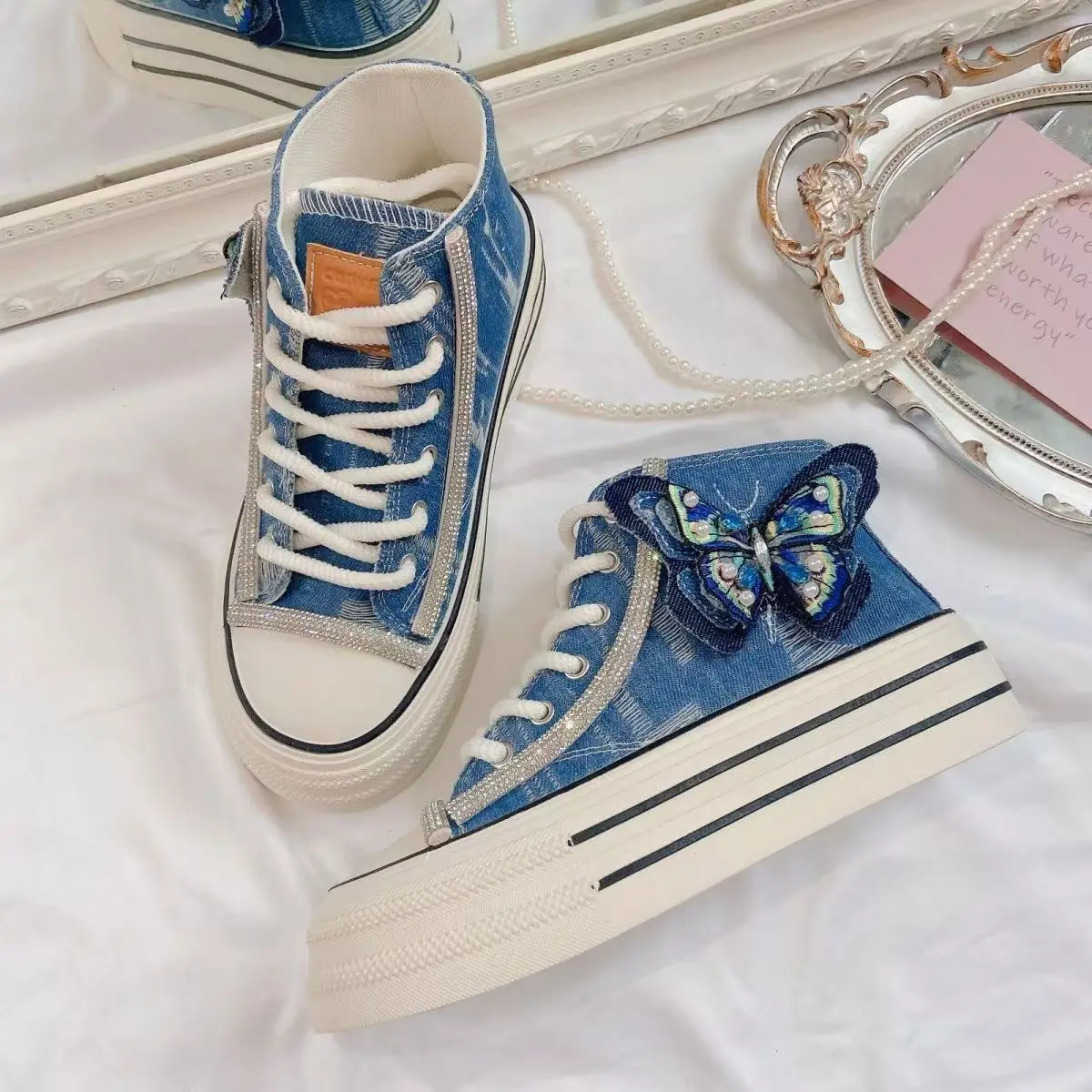 Luxury rhinestone denim high top thick soled canvas shoes handmade fashion comfortable casual women's shoes 35-39
Luxury rhinestone denim high top thick soled canvas shoes handmade fashion comfortable casual women's shoes 35-39