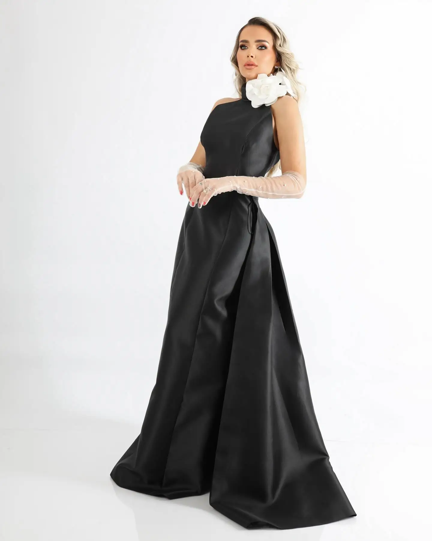 Customized High Quality Satin 3D Flowers Pearls Evening Dresses Delicate Sleeveless Celebrity Gowns Custom Size Prom Dress
Customized High Quality Satin 3D Flowers Pearls Evening Dresses Delicate Sleeveless Celebrity Gowns Custom Size Prom Dress