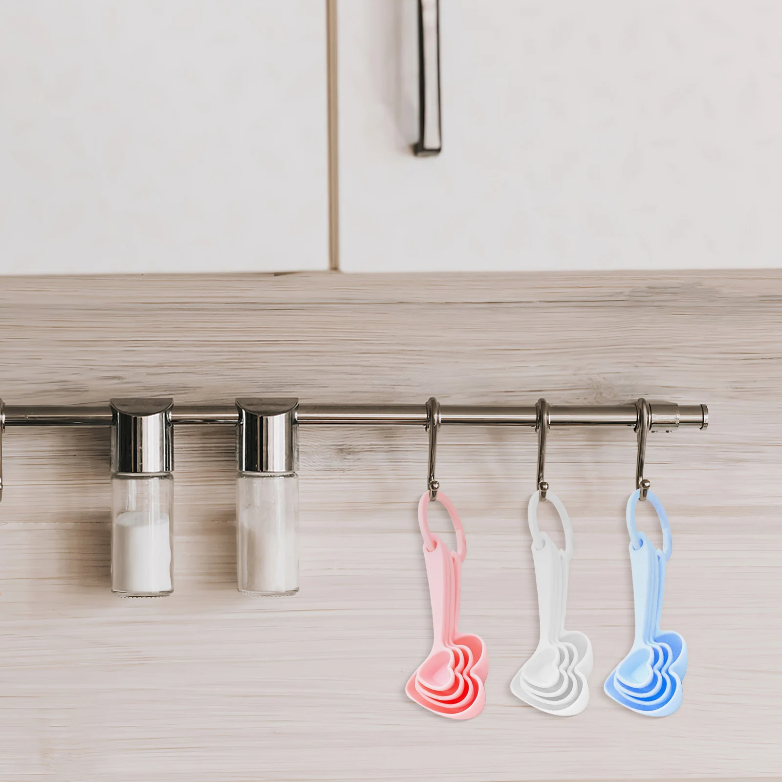 Heart-Shaped Measuring Spoon Plastic Dessert Spoon For Coffee Tea Cappuccino Ice Cream Milk Stirring Creative Kitchen
Heart-Shaped Measuring Spoon Plastic Dessert Spoon For Coffee Tea Cappuccino Ice Cream Milk Stirring Creative Kitchen