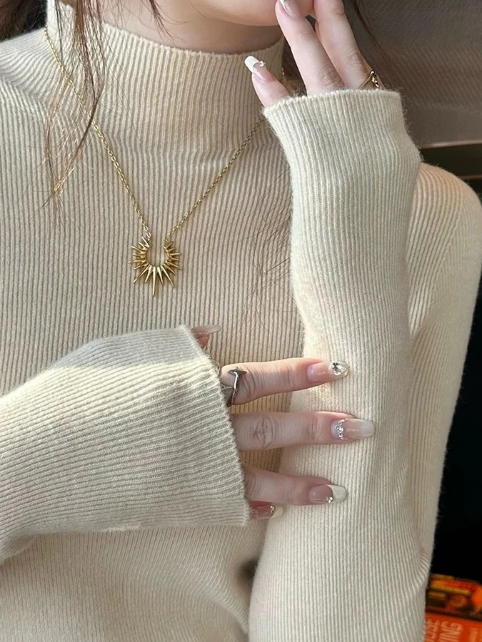 Autumn Winter ey Knitted Long Sve Base irt Women's Slim Fit Inner Wear Super Beautiful Top f High Collar Knitwear
Autumn Winter ey Knitted Long Sve Base irt Women's Slim Fit Inner Wear Super Beautiful Top f High Collar Knitwear