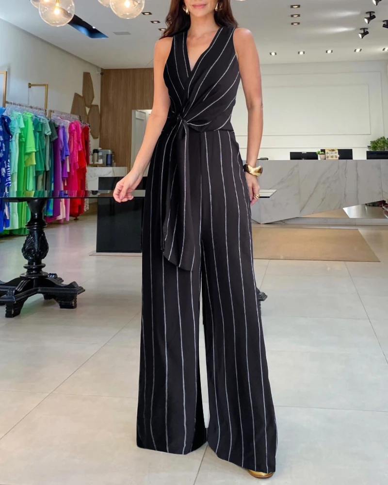 Jumpsuit Women's Fashion 2025 Spring and Summer Latest Hot Selling Style Colorblock V-Neck Sleeveless Tied Detail Jumpsuit
Jumpsuit Women's Fashion 2025 Spring and Summer Latest Hot Selling Style Colorblock V-Neck Sleeveless Tied Detail Jumpsuit