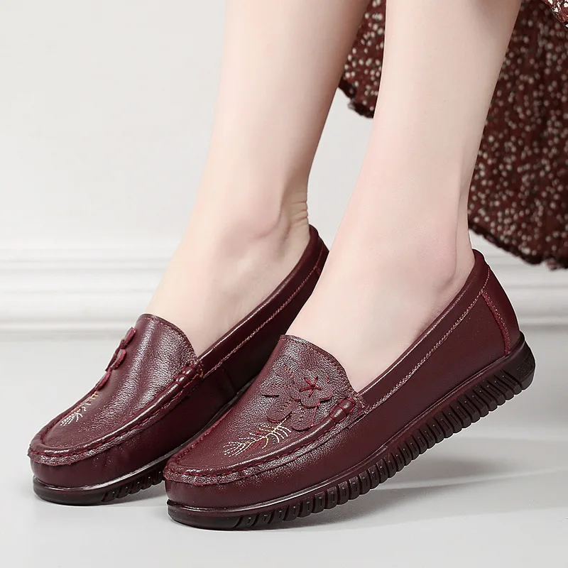 Comfortable Qualtiy Genuine Leather Shoes Women's Floral Carve Shoes Flats 2026 Spring Loafers Woman Soft for Drive Mom Work
Comfortable Qualtiy Genuine Leather Shoes Women's Floral Carve Shoes Flats 2026 Spring Loafers Woman Soft for Drive Mom Work