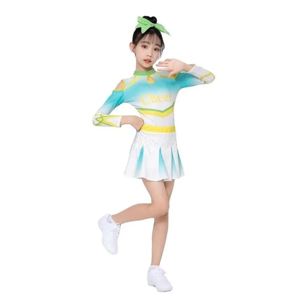 Новые игровые помпоны 25 см, разноцветные ПЭТ, дешевые практичные черлидинги, реквизит, принадлежности для клуба с мячом для аплодисментов
Новые игровые помпоны 25 см, разноцветные ПЭТ, дешевые практичные черлидинги, реквизит, принадлежности для клуба с мячом для аплодисментов