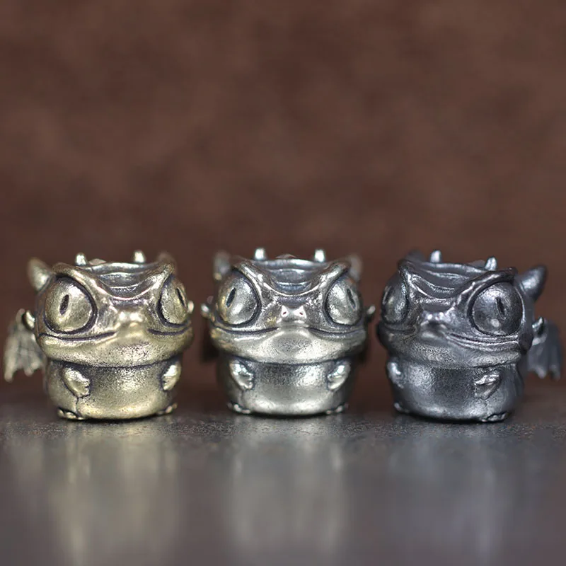 Cute Little lizard Brass Knife Beads EDC Outdoor Paracord Handmade DIY Bracelets Accessories Umbrella Rope Woven Lanyard Pendant
Cute Little lizard Brass Knife Beads EDC Outdoor Paracord Handmade DIY Bracelets Accessories Umbrella Rope Woven Lanyard Pendant