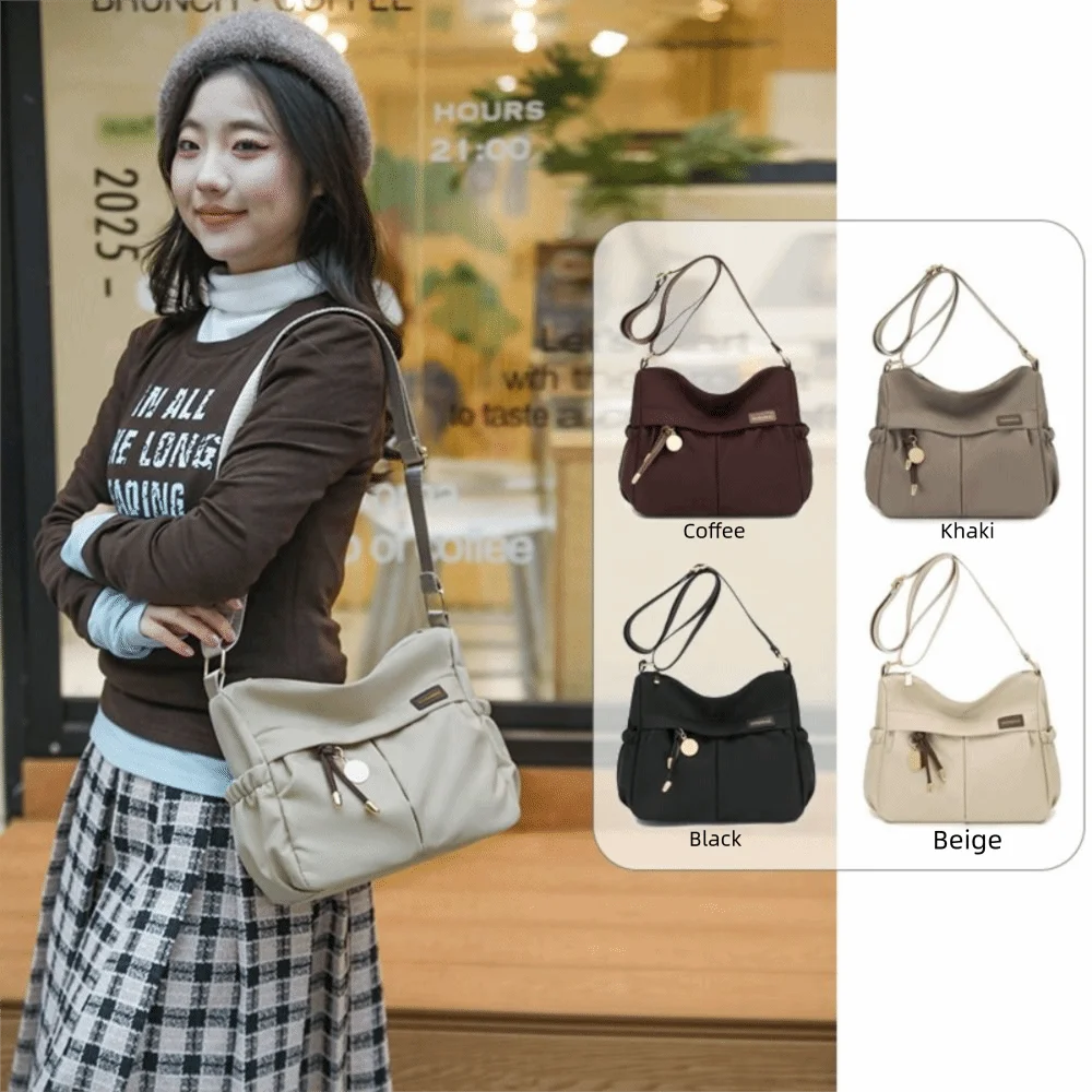 Trendy Nylon Crossbody Bag Large Capacity Lightweight Slant Bag Solid Color Square Bag for Women Ladies
Trendy Nylon Crossbody Bag Large Capacity Lightweight Slant Bag Solid Color Square Bag for Women Ladies