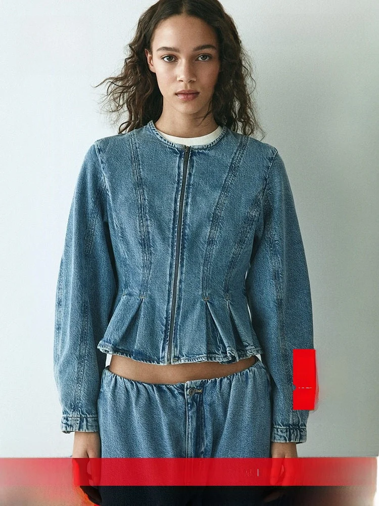 H&M Women's Denim Shirt Summer New Style Trendy Skirt Style Hemline Fashion Sculpture Feeling Cotton Long Sleeve Zipper round...
H&M Women's Denim Shirt Summer New Style Trendy Skirt Style Hemline Fashion Sculpture Feeling Cotton Long Sleeve Zipper round...