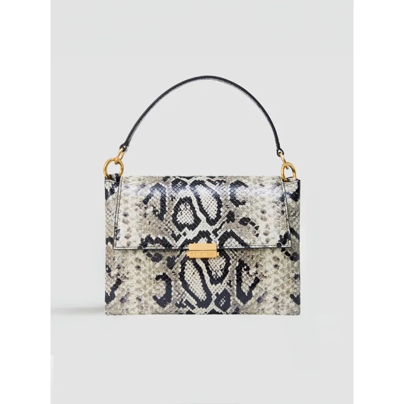 Fashionable High-end Texture Light Luxury Snake Print Niche Design Versatile Handhold Bag Shoulder Bag Crossbody Bag Armpit
Fashionable High-end Texture Light Luxury Snake Print Niche Design Versatile Handhold Bag Shoulder Bag Crossbody Bag Armpit