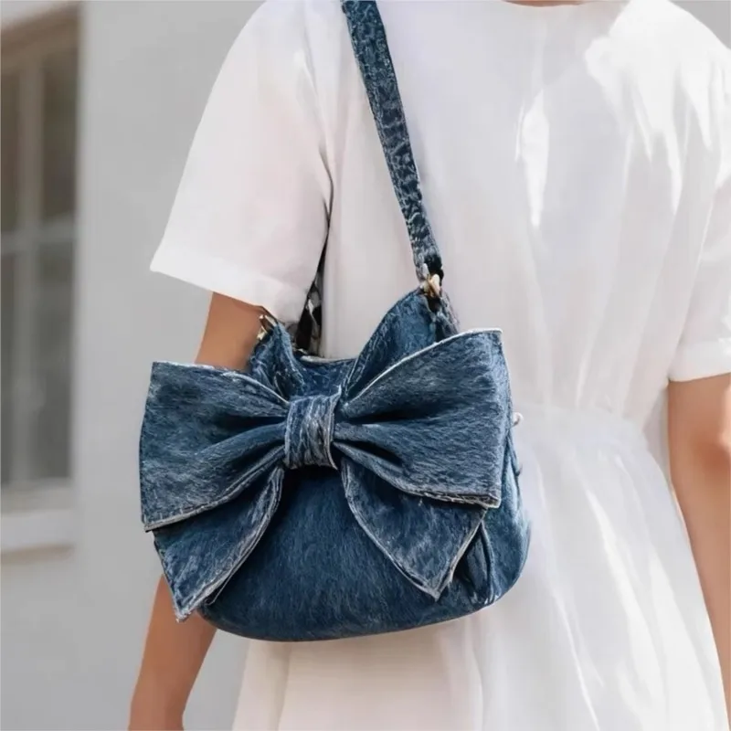JIAERDI Retro Sweet Cute Bow Tote Bag Women Denim Blue Large Capacity Shoulder Bag Ladies Harajuku Versatile Commute Handbag New
JIAERDI Retro Sweet Cute Bow Tote Bag Women Denim Blue Large Capacity Shoulder Bag Ladies Harajuku Versatile Commute Handbag New