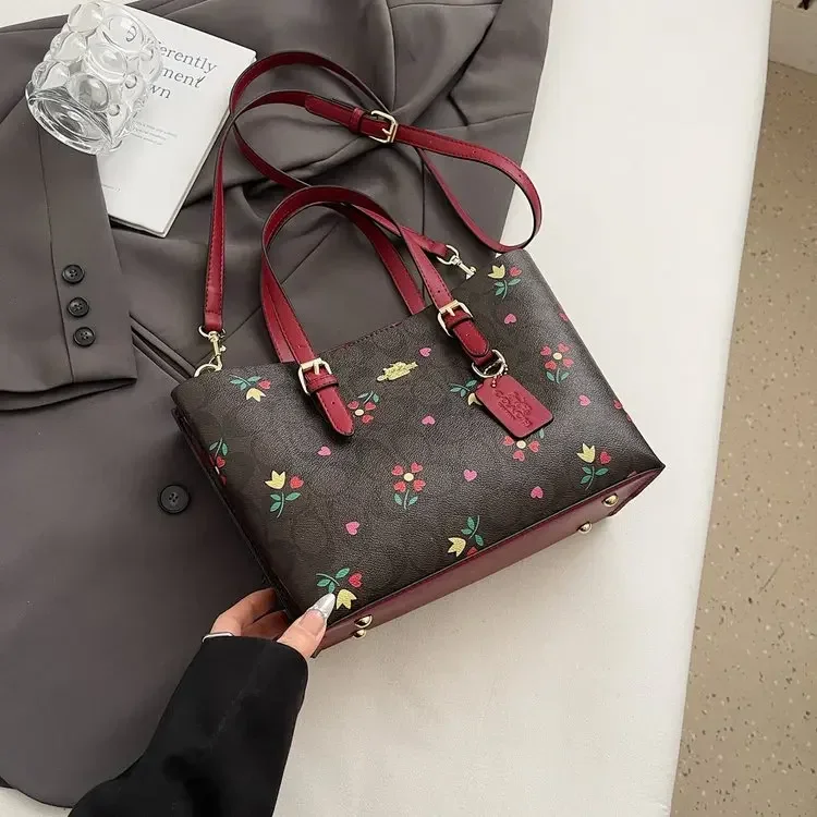 2025 Trendy! Premium Leather Tote - Spacious Commuter/Travel Bag, Multi-Function Shoulder Bag with Diaper Organizer
2025 Trendy! Premium Leather Tote - Spacious Commuter/Travel Bag, Multi-Function Shoulder Bag with Diaper Organizer