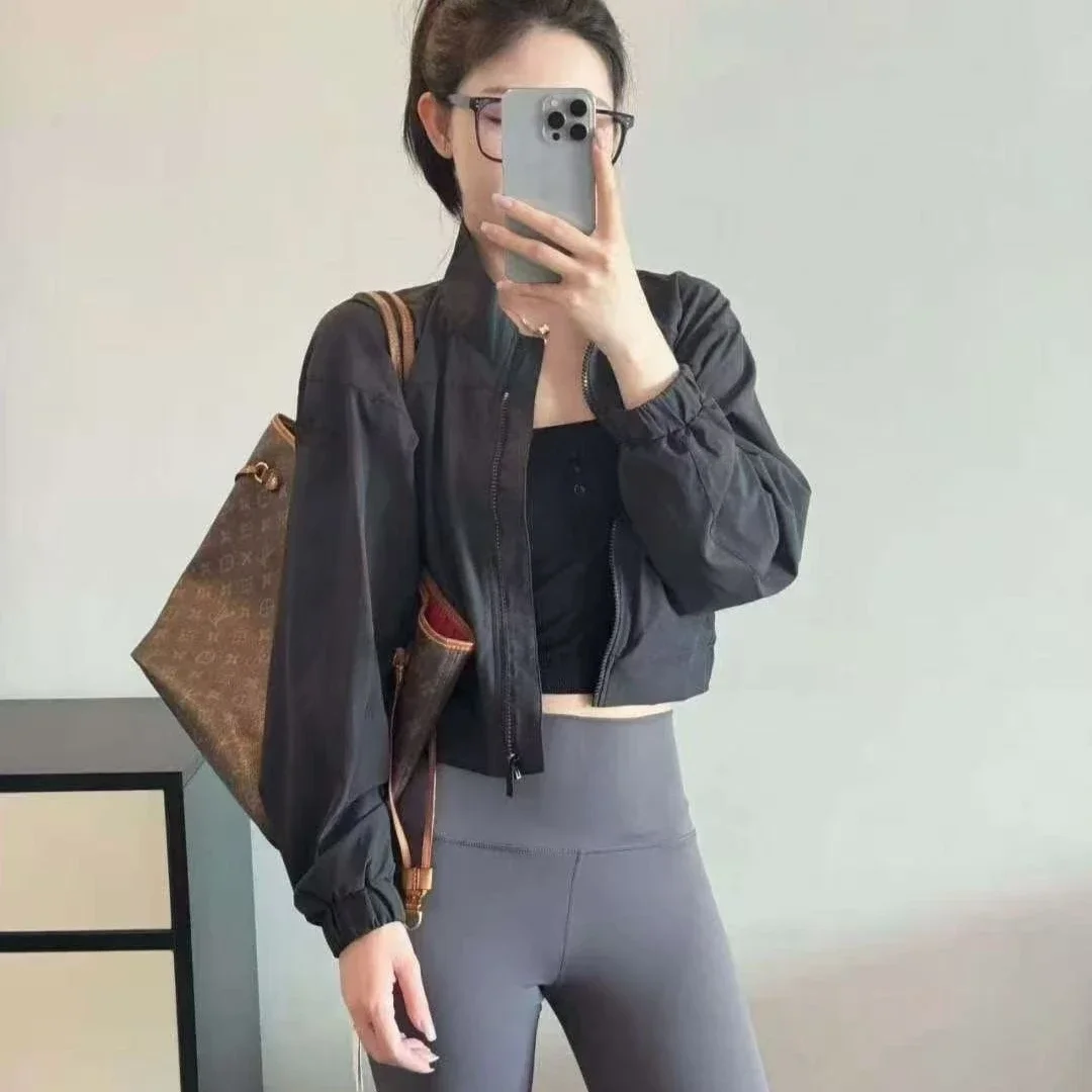 lo Women Fitness Thin Coat Loose Half Zipper Crop Top Drawstring Long Sleeve Sun Protect Running Yoga Workout Jacket
lo Women Fitness Thin Coat Loose Half Zipper Crop Top Drawstring Long Sleeve Sun Protect Running Yoga Workout Jacket