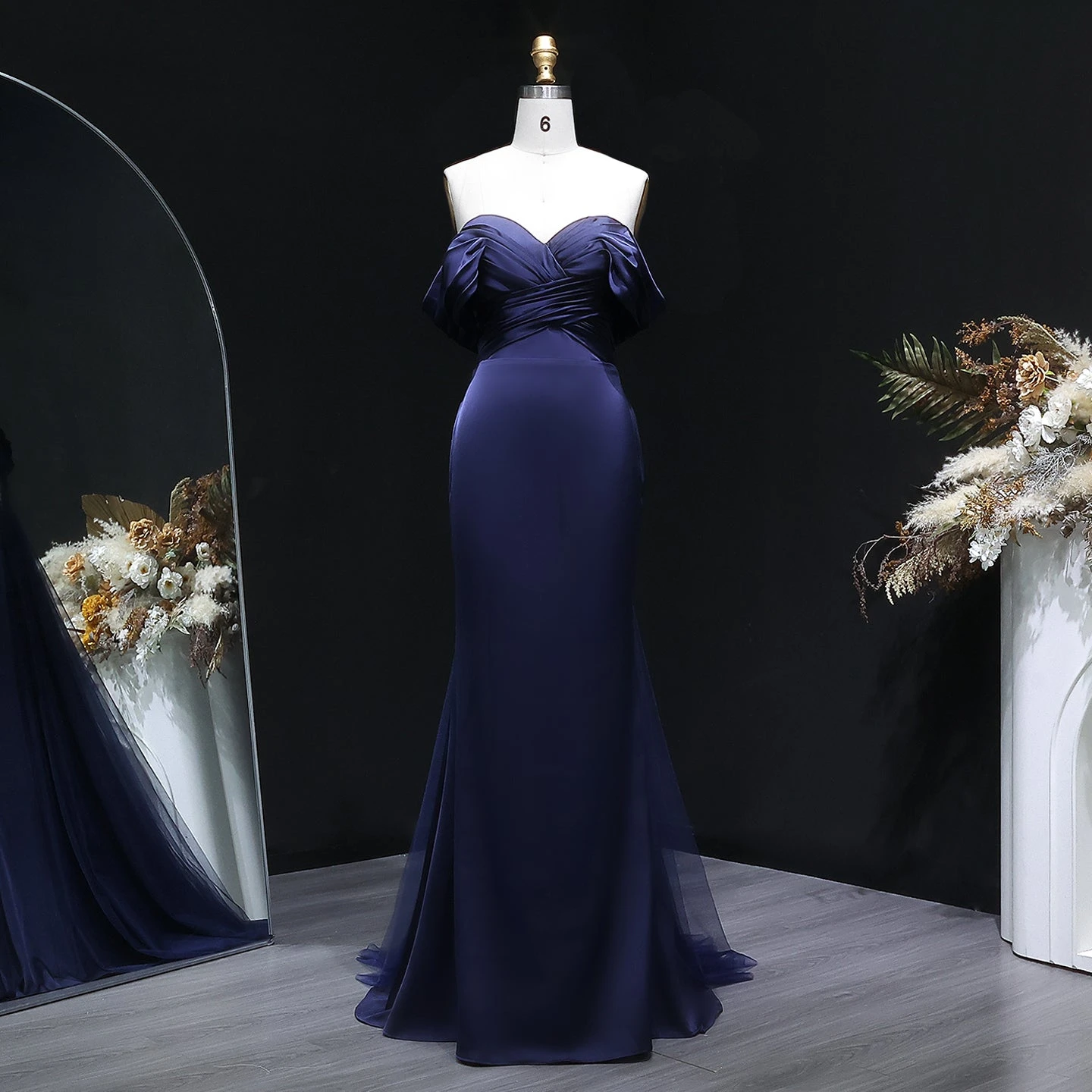 Customized Regal Purple Off Sweetheart Neck The Shoulder Dubai Abendkleider Mermaid Evening Gowns Formal Prom Dresses
Customized Regal Purple Off Sweetheart Neck The Shoulder Dubai Abendkleider Mermaid Evening Gowns Formal Prom Dresses