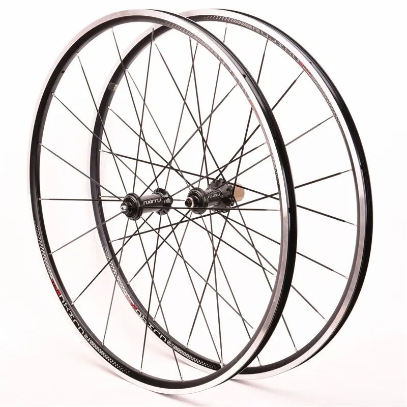 Ultra-Light 700C 21mm Aluminum V Brake Clincher Road Wheelset
Ultra-Light 700C 21mm Aluminum V Brake Clincher Road Wheelset