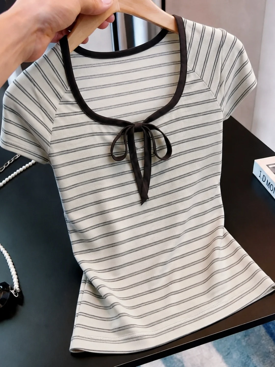 Chic Korean Style Striped Design Tie Dye T-Shirt Short Sleeve Commute Versatile Women's Top Summer Fashion Straight Cut
Chic Korean Style Striped Design Tie Dye T-Shirt Short Sleeve Commute Versatile Women's Top Summer Fashion Straight Cut