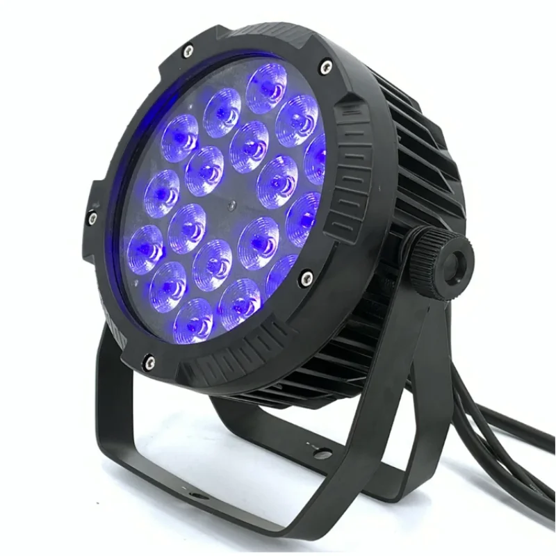 4 шт. Botai Led 18x15 Вт RGBWA 5 в 1 светодиодное освещение Par 5 в 1 DMX алюминиевый DJ диско Эффект профессиональная сцена
4 шт. Botai Led 18x15 Вт RGBWA 5 в 1 светодиодное освещение Par 5 в 1 DMX алюминиевый DJ диско Эффект профессиональная сцена