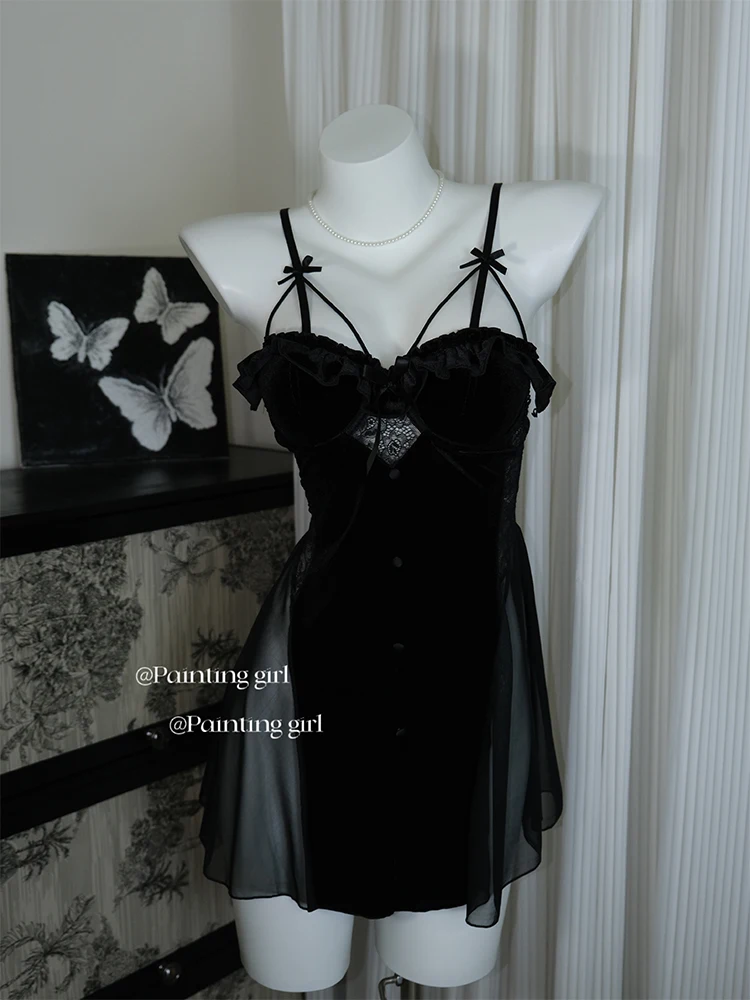 Women's Black Gothic Lace Nightdress Sexy Patchwork Mini Lingerie Nightwear Bath Robe Gown Nightgown Home Dress Clothing 2025
Women's Black Gothic Lace Nightdress Sexy Patchwork Mini Lingerie Nightwear Bath Robe Gown Nightgown Home Dress Clothing 2025