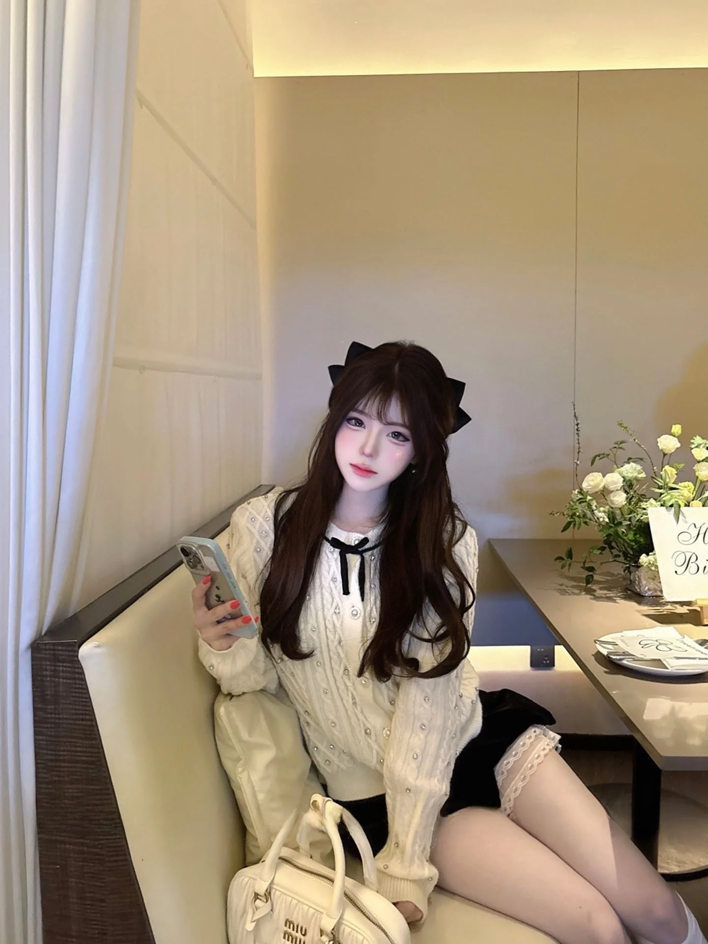 White Diamond Embellied Long Sve Knitted Sweater Women's Autumn Winter Slim Fit Inner Wear Base Layer Top
White Diamond Embellied Long Sve Knitted Sweater Women's Autumn Winter Slim Fit Inner Wear Base Layer Top