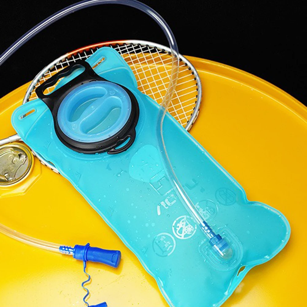Reliable Hydration 2L Outdoor Water Bag with Innovative Locking Mechanism and For Durable Thermoplastic Construction
Reliable Hydration 2L Outdoor Water Bag with Innovative Locking Mechanism and For Durable Thermoplastic Construction