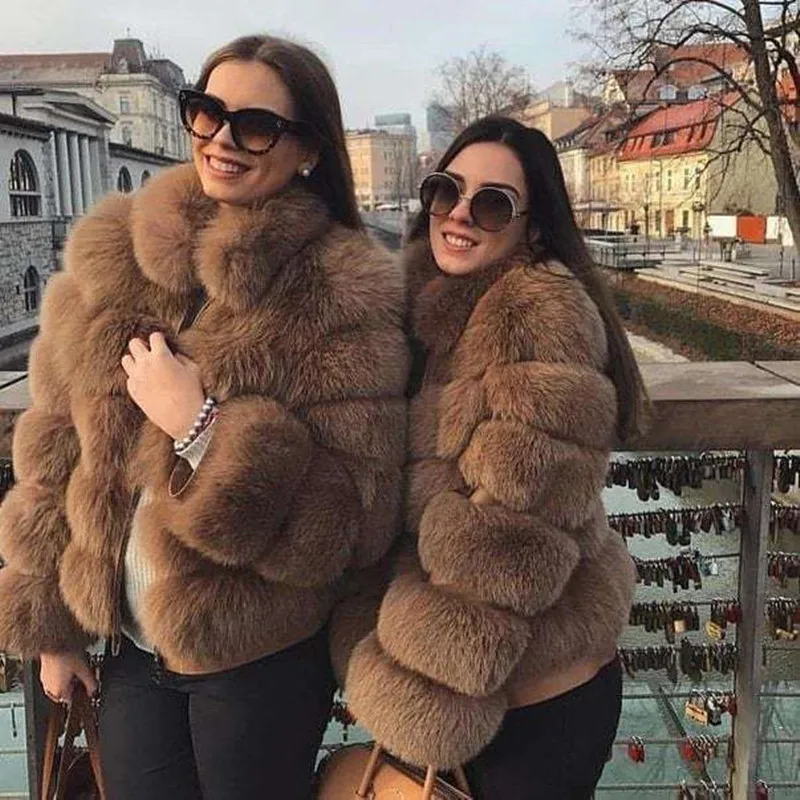 2022 Winter Fashion Short Women's Faux Fur Coat High Quality Multi-Colour Faux Fur Jacket Warm Autumn New Plus Size 7XL Ladies
2022 Winter Fashion Short Women's Faux Fur Coat High Quality Multi-Colour Faux Fur Jacket Warm Autumn New Plus Size 7XL Ladies