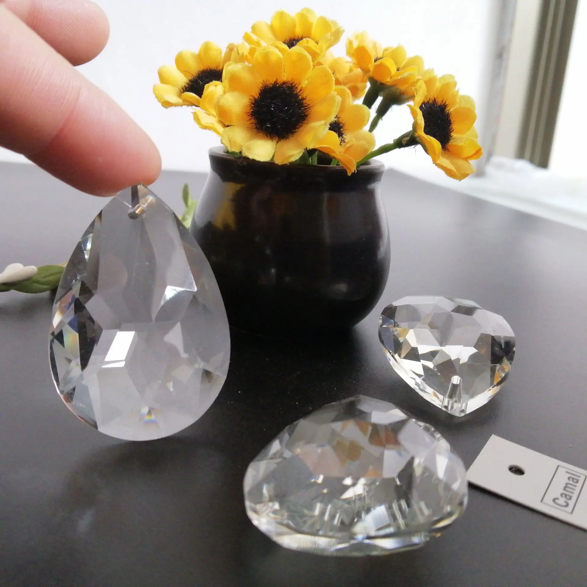 Camal 2pcs 47mm Clear Bauhinia Crystal Prisms Pendant Chandelier SunCatcher Hanging Ornament Decor Lighting Lamp Accessories
Camal 2pcs 47mm Clear Bauhinia Crystal Prisms Pendant Chandelier SunCatcher Hanging Ornament Decor Lighting Lamp Accessories