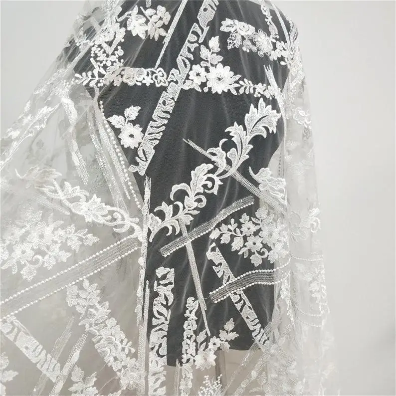 2020 New Chic Flower Grils Dress Fabric-Sequined Lace Fabric - Bridal Dresses Lace Fabric - Embroidery Mesh Lace Fabric By The Y
2020 New Chic Flower Grils Dress Fabric-Sequined Lace Fabric - Bridal Dresses Lace Fabric - Embroidery Mesh Lace Fabric By The Y