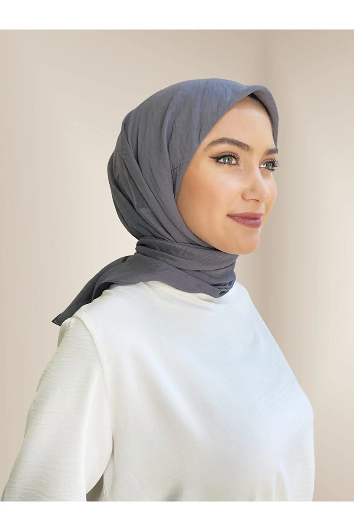 100x100 Colorful viscose Scarf non-slip Shawl Women Kerchief Scarves For Ladies Fashion Shawl Echarpe
100x100 Colorful viscose Scarf non-slip Shawl Women Kerchief Scarves For Ladies Fashion Shawl Echarpe