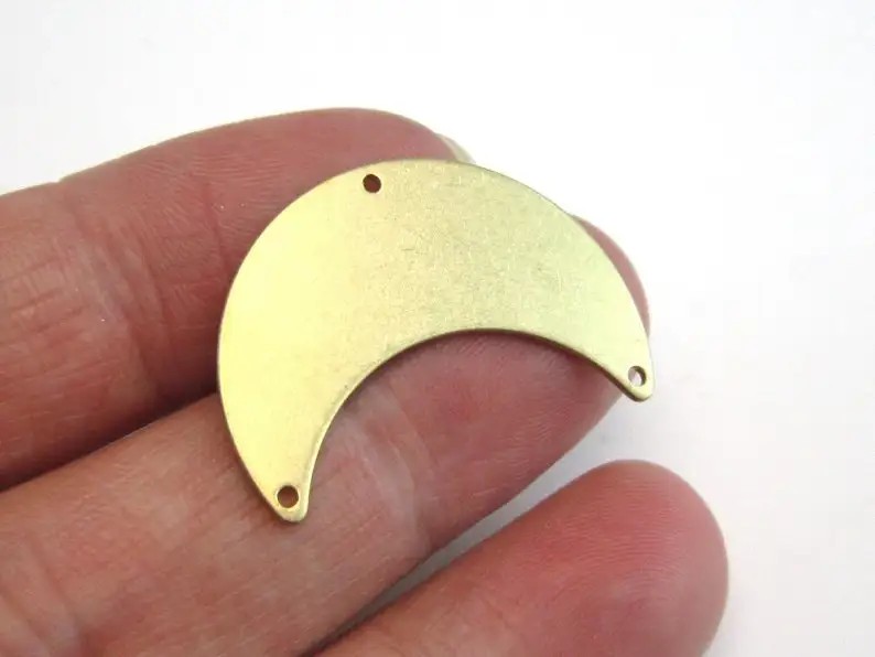 20pcs Crescent Moon Earring Charms, Brass Moon Connector, Earring Findings, 28x20x0.8mm, Brass Charms For Jewelry Making R1659
20pcs Crescent Moon Earring Charms, Brass Moon Connector, Earring Findings, 28x20x0.8mm, Brass Charms For Jewelry Making R1659