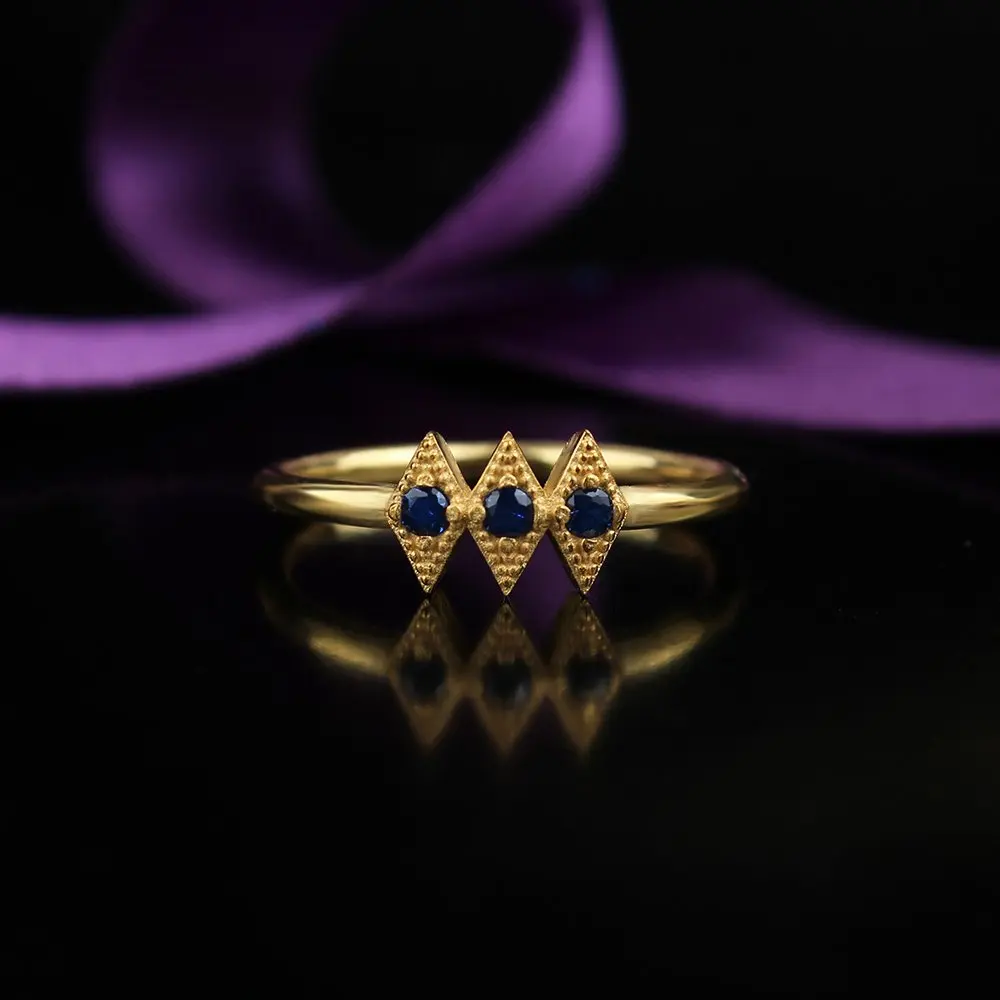 Women zircon stone gold plated 925 sterling silver ladies ring custom design handmade Made in Turkey
Women zircon stone gold plated 925 sterling silver ladies ring custom design handmade Made in Turkey