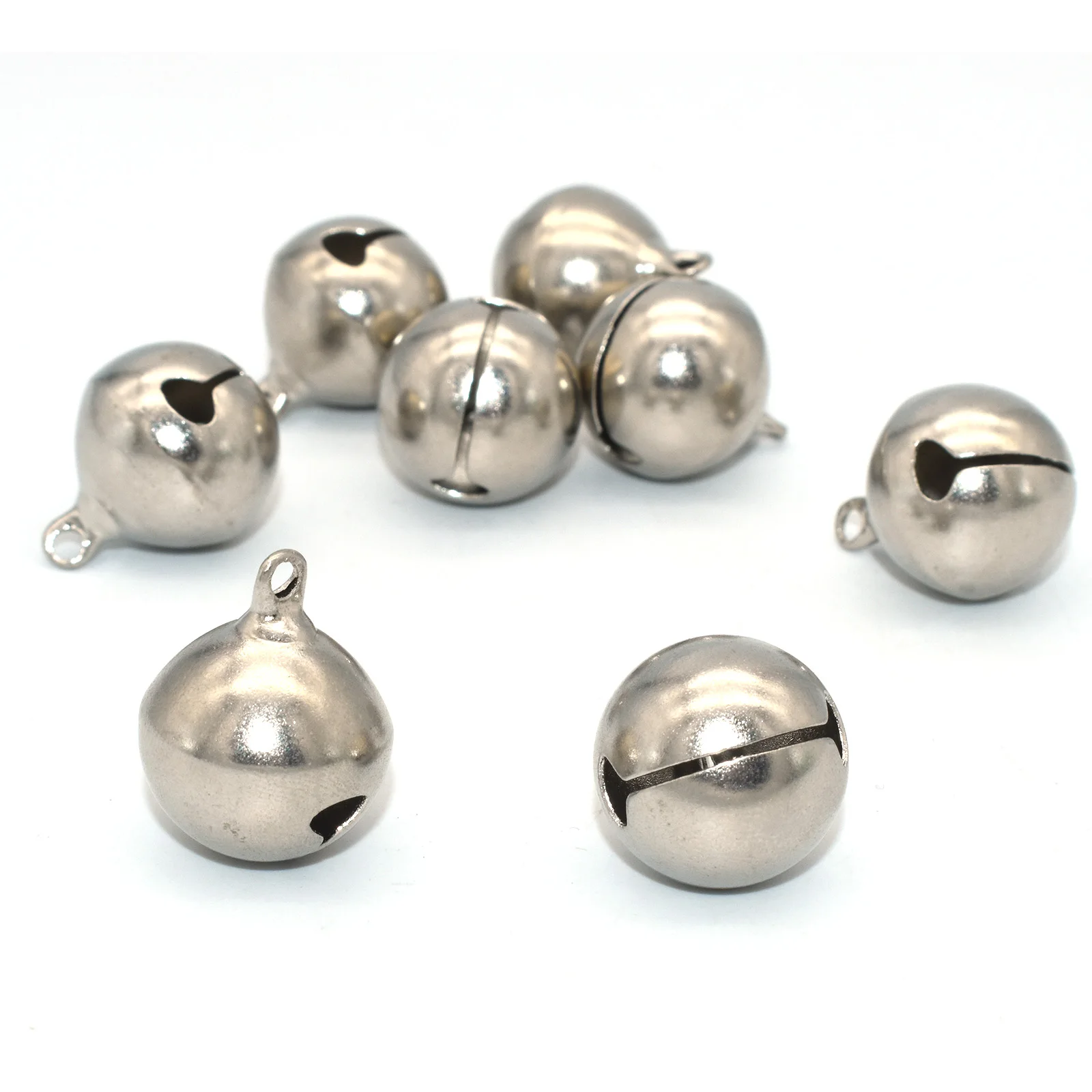 Silver Christmas Jingle Bells Craft Bells Ornament Bells Charms for Pet Dog Cat Pendants Christmas Tree Crafts Decoration
Silver Christmas Jingle Bells Craft Bells Ornament Bells Charms for Pet Dog Cat Pendants Christmas Tree Crafts Decoration
