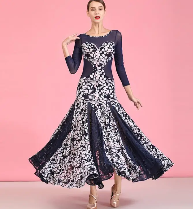 Ballroom Dance Competition Dresses Women/Ballroom Dresses/Ballroom Waltz Dresses Waltz Dress flower print 1879
Ballroom Dance Competition Dresses Women/Ballroom Dresses/Ballroom Waltz Dresses Waltz Dress flower print 1879