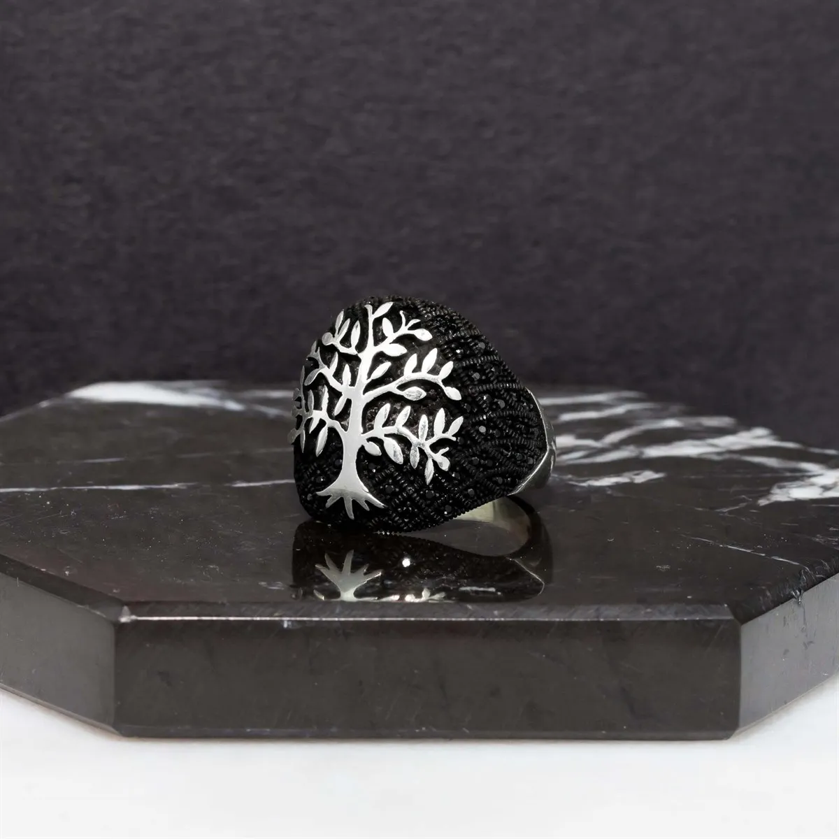 Elegant Ring in 925 Sterling Silver Black Zircon Tree of Life Rings Trendy Gift for Women & Men Rings Free Shipping Fine Jewelry
Elegant Ring in 925 Sterling Silver Black Zircon Tree of Life Rings Trendy Gift for Women & Men Rings Free Shipping Fine Jewelry
