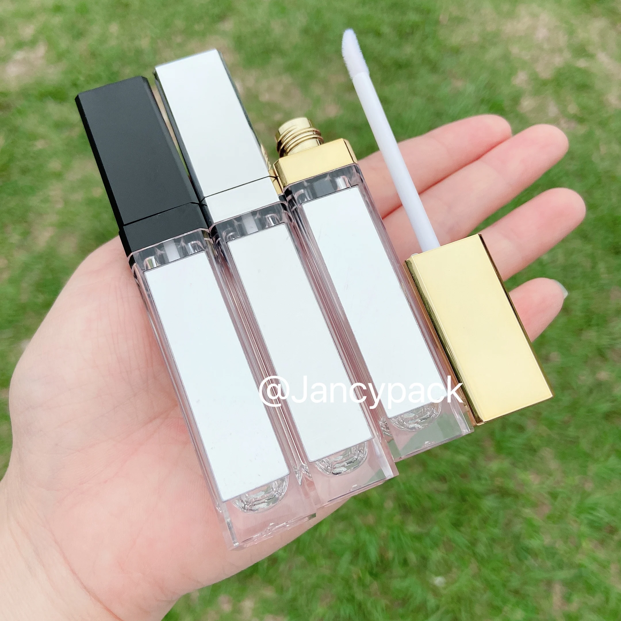 7ML Square Lip Gloss Tubes Empty Lip Gloss Bottle with LED Light Mirror Clear Cosmetic Lip Balm Containers Makeup Tools
7ML Square Lip Gloss Tubes Empty Lip Gloss Bottle with LED Light Mirror Clear Cosmetic Lip Balm Containers Makeup Tools