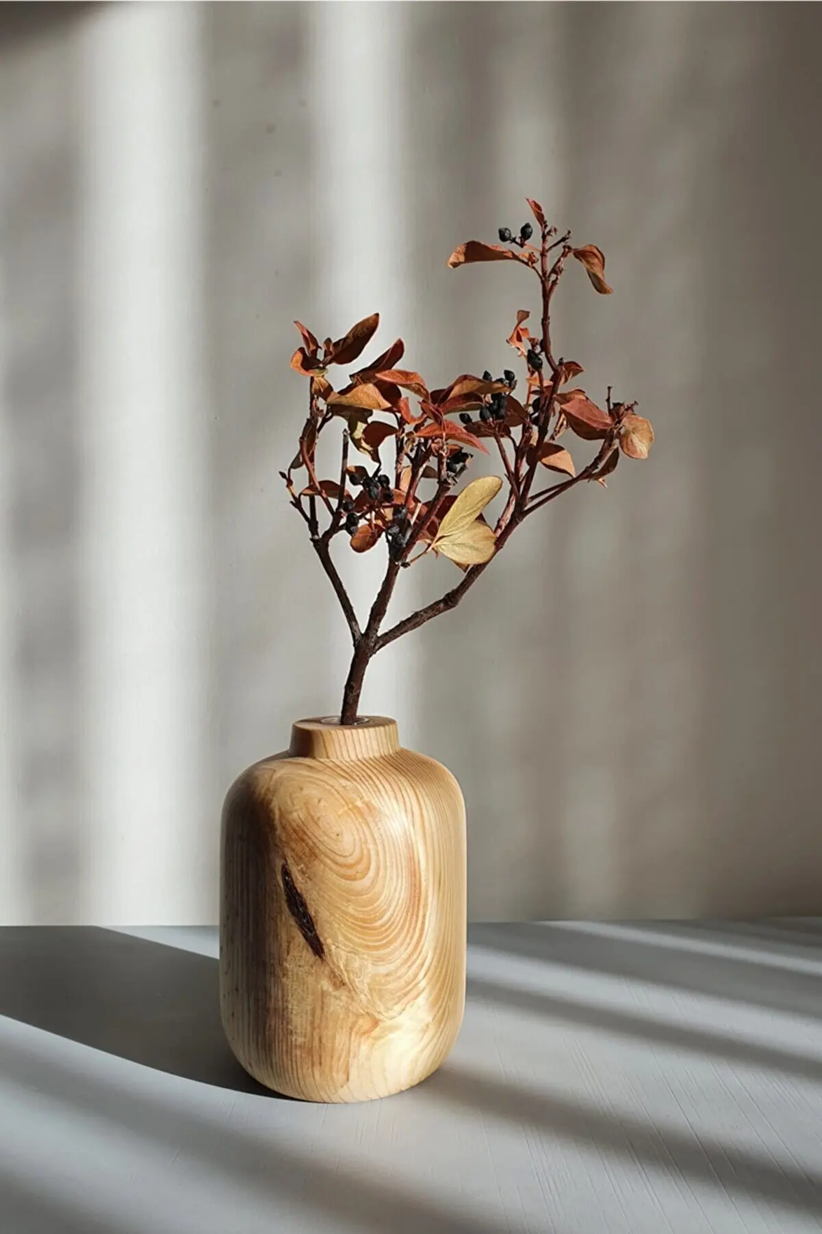 Nordic Style Natural Wood Retro Vase Home Office Table Top Decoration Aesthetic Crafts Gift Products 9x12 Size Flowerpot
Nordic Style Natural Wood Retro Vase Home Office Table Top Decoration Aesthetic Crafts Gift Products 9x12 Size Flowerpot